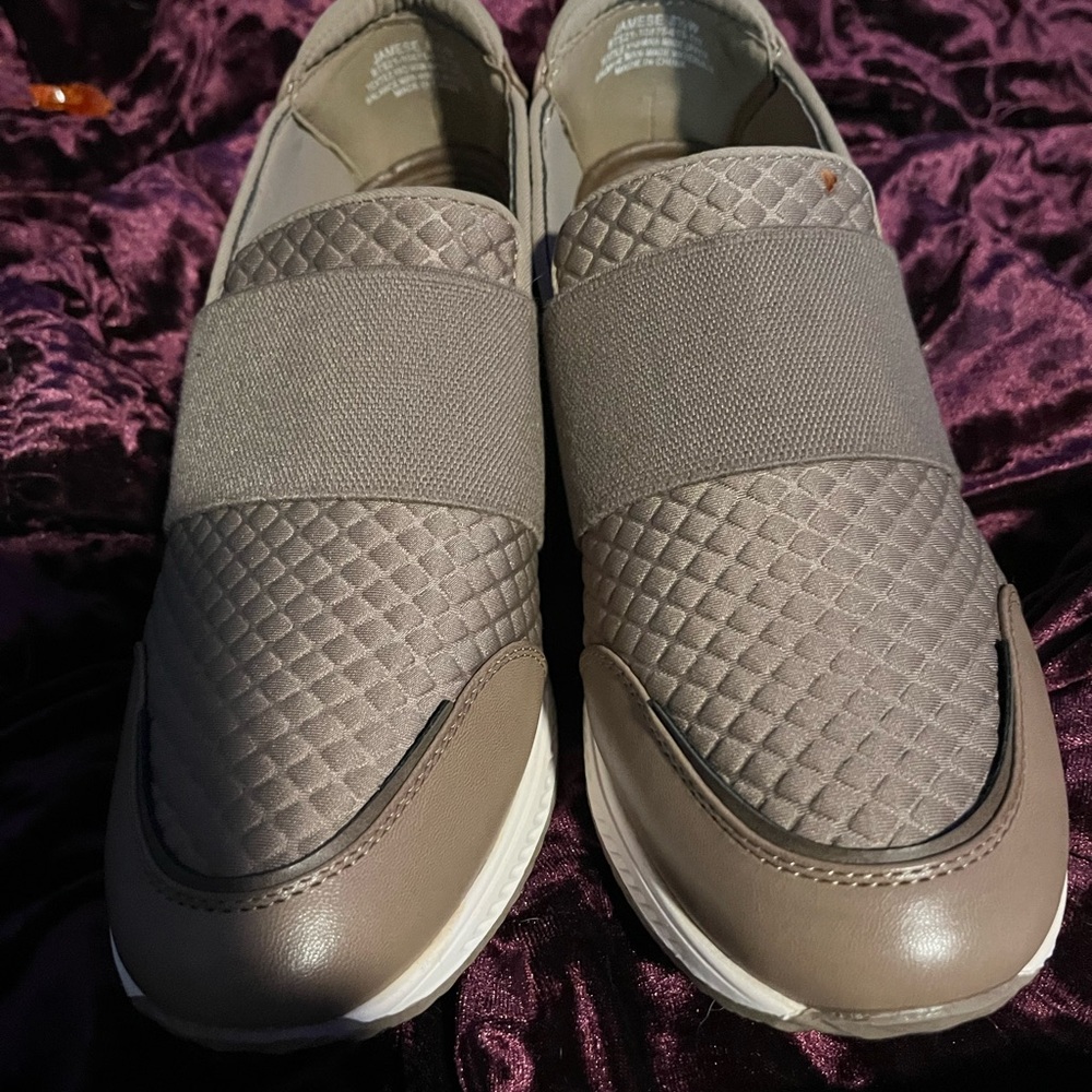 BareTraps Taupe Wedges